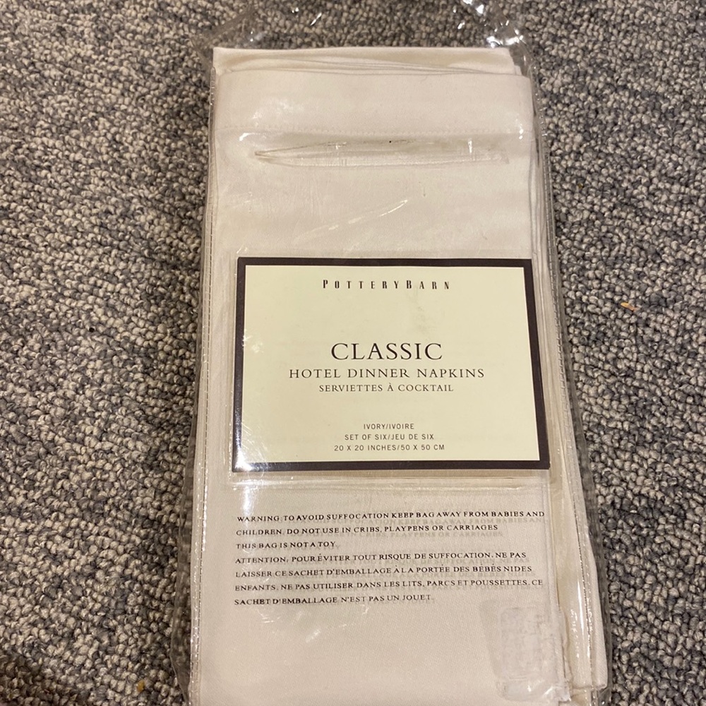 Dinner napkins